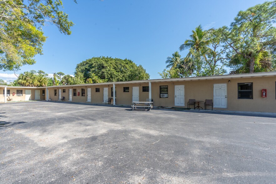 More Photos Of 11103 Tamiami Trl E, Naples Land For Sale