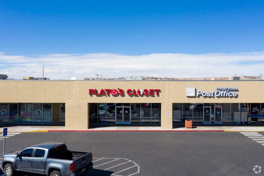 More Photos Of 10701 Corrales Rd NW, Albuquerque Storefront For Lease