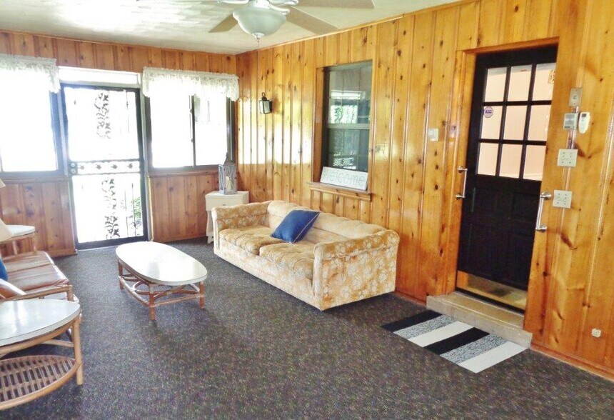 More Photos Of 4911 N Bend Rd, Cincinnati Office Residential For Sale