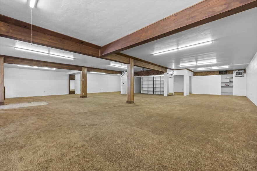 More Photos Of 16 Tobias St, Kernville Storefront Retail Residential For Sale