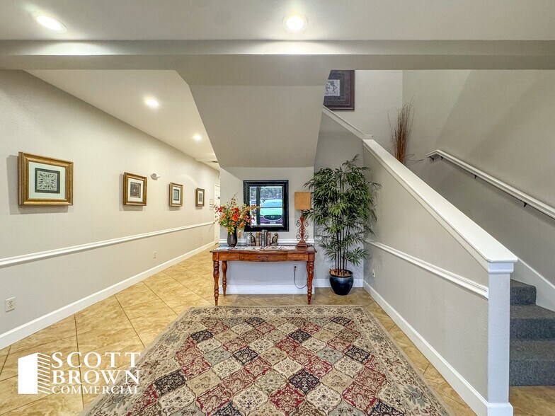 More Photos Of 315 S Jupiter Rd, Allen Office For Lease