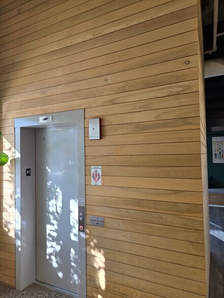 More Photos Of 2429 Nicollet Ave, Minneapolis Loft Creative Space For Lease