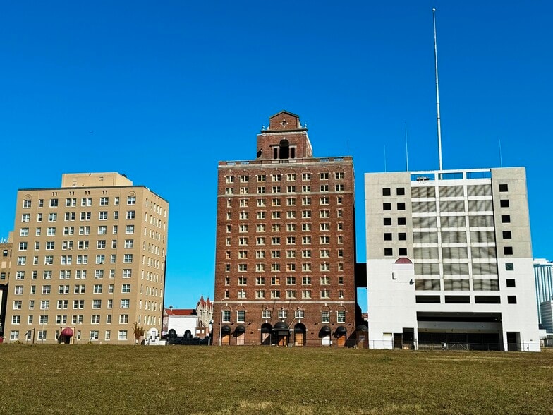 More Photos Of 125 S Dr Martin Luther King Blvd, Atlantic City Hotel For Sale