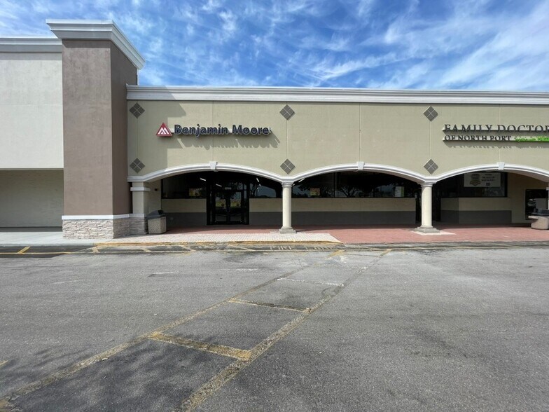 More Photos Of 14251-14295 Tamiami Trl, North Port General Retail For Lease