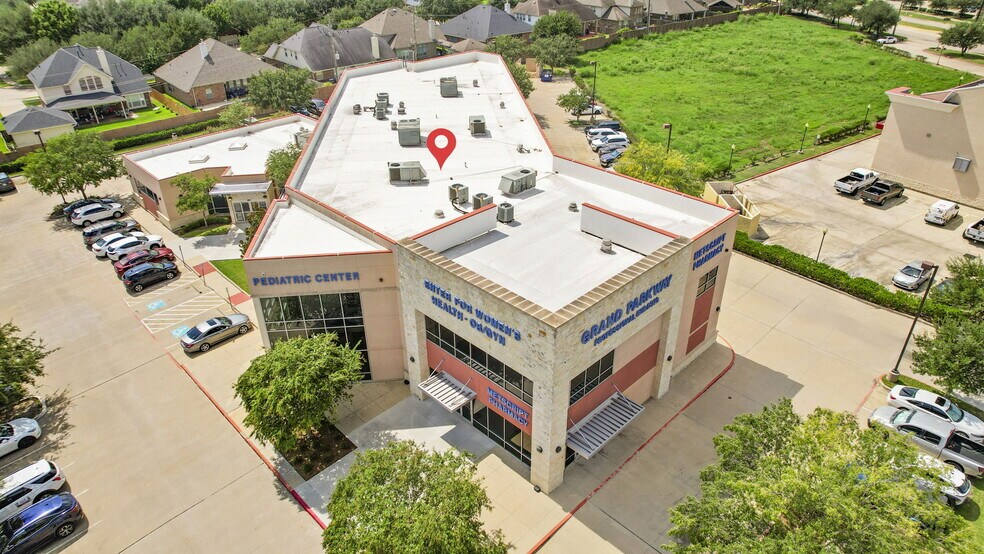 More Photos Of 7790 W Grand Pky, Richmond Medical For Lease