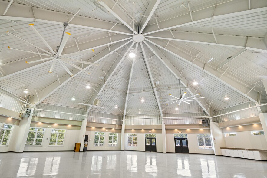 More Photos Of 4100 Adventure Base Rd, Radford Specialty For Sale