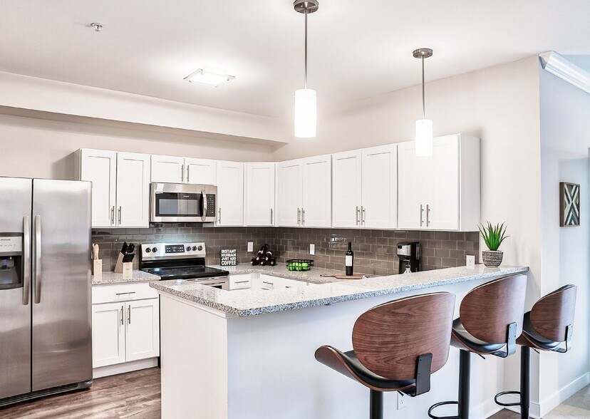 More Photos Of 240 State St, Schenectady Apartments For Lease