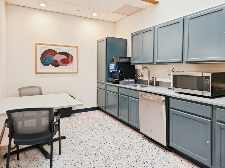 More Photos Of 3300 Monroe Ave, Rochester Coworking Space