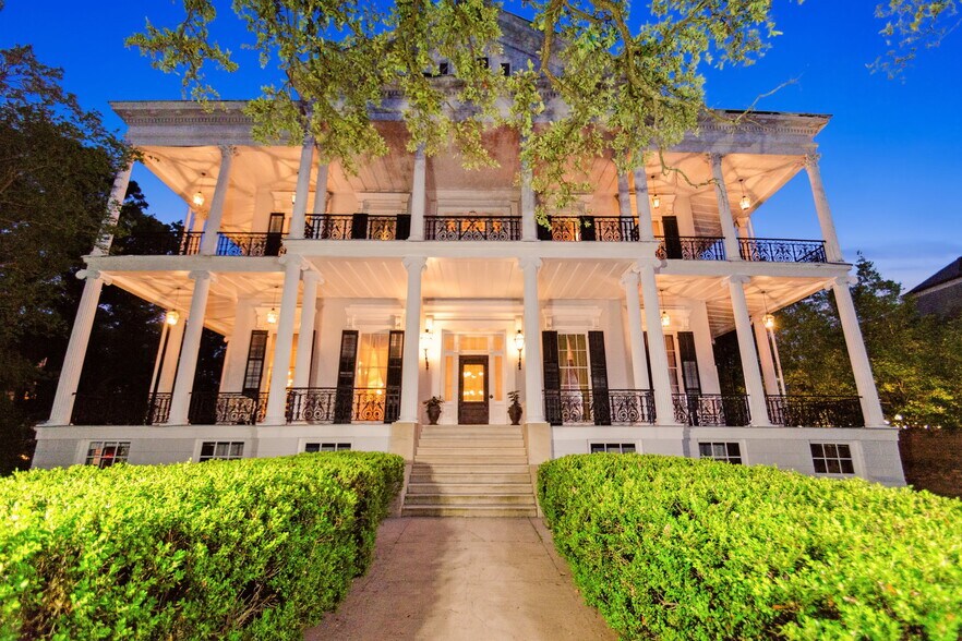 More Photos Of 1410 Jackson Ave, New Orleans Lodge Meeting Hall For Sale