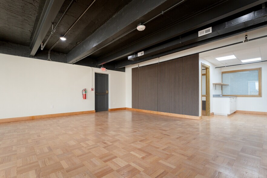 More Photos Of 20 NW 13th St, Oklahoma City Loft Creative Space For Lease