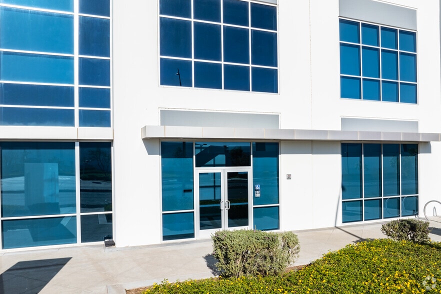 More Photos Of 6205 Archibald Ave, Eastvale Unknown For Lease