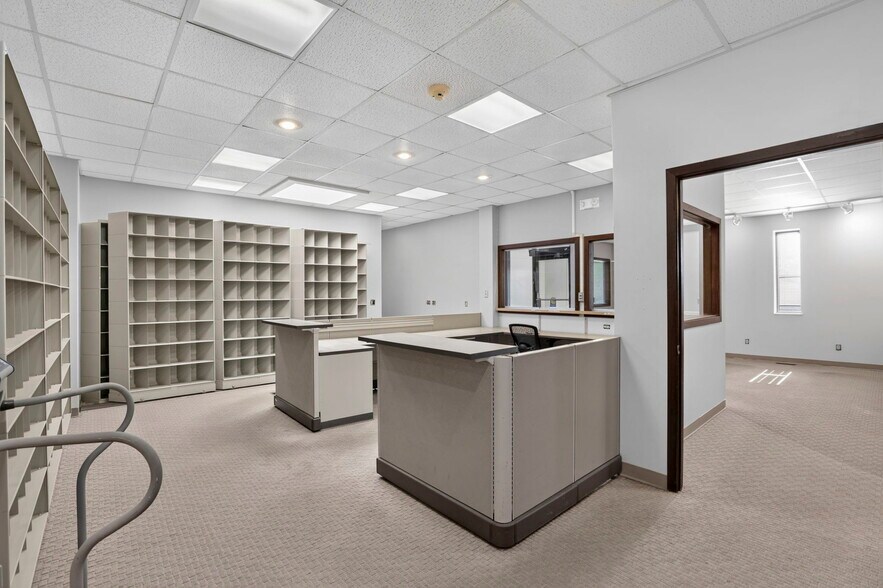 More Photos Of 3900 E Livingston Ave, Columbus Medical For Sale