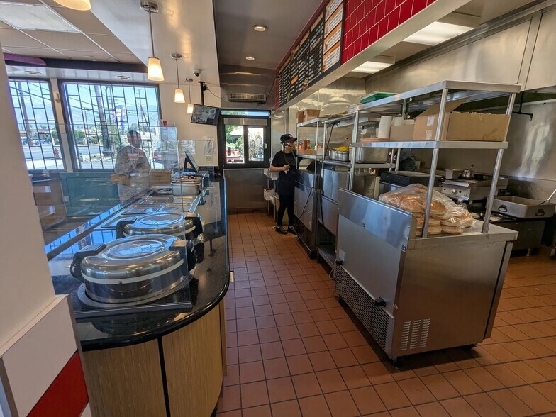 More Photos Of 2535 Del Rosa Ave, San Bernardino Fast Food For Sale