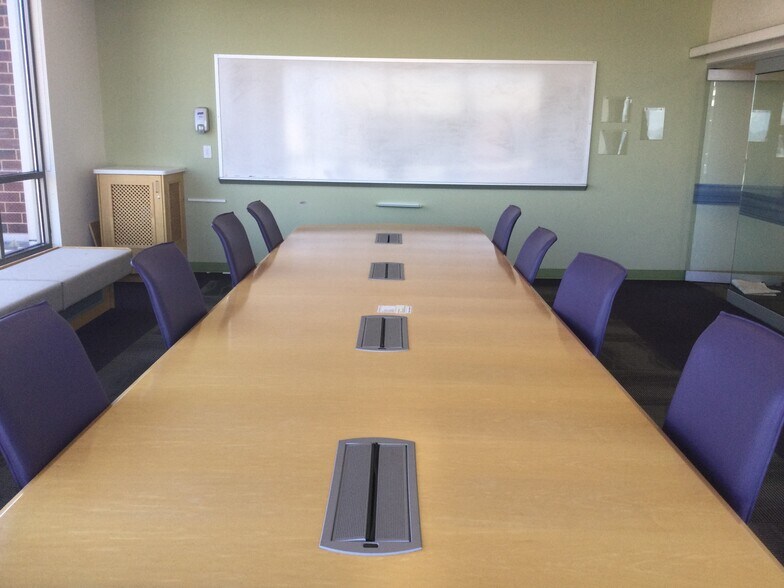 More Photos Of 332 Front St S, La Crosse Medical For Lease