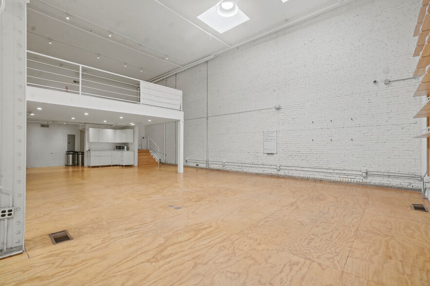 More Photos Of 1706 W Sunset Blvd, Los Angeles Apartments For Lease