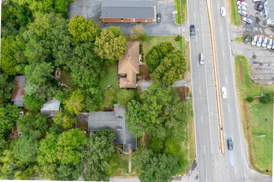 More Photos Of 2306 S Cannon Blvd, Kannapolis Office Residential For Sale