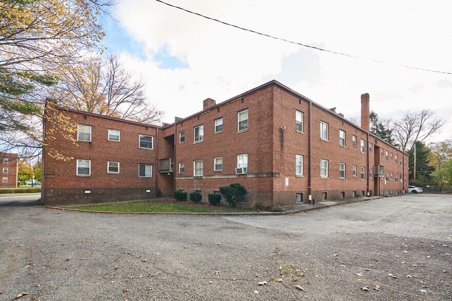 More Photos Of 1608 Coventry Rd, Cleveland Apartments For Sale