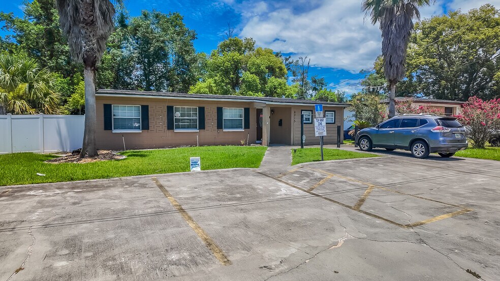 Primary Photo Of 6215 Claret Dr, Jacksonville Office Residential For Sale