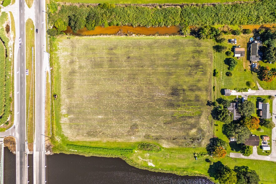 More Photos Of 0 US Highway 27, Lake Harbor Land For Sale