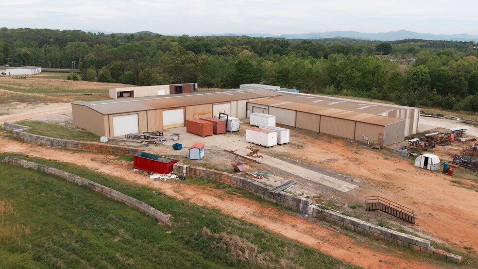 More Photos Of 161 Hunter Rd, Pickens Warehouse For Lease