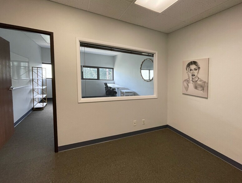 More Photos Of 8929-8939 S Sepulveda Blvd, Los Angeles Office For Lease