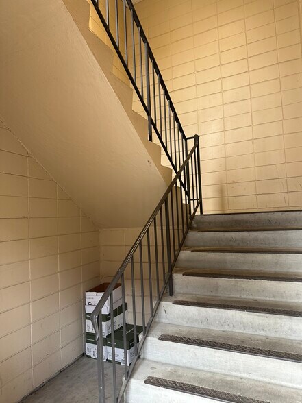 More Photos Of 372 Saint Paul St, Orangeburg Office For Sale