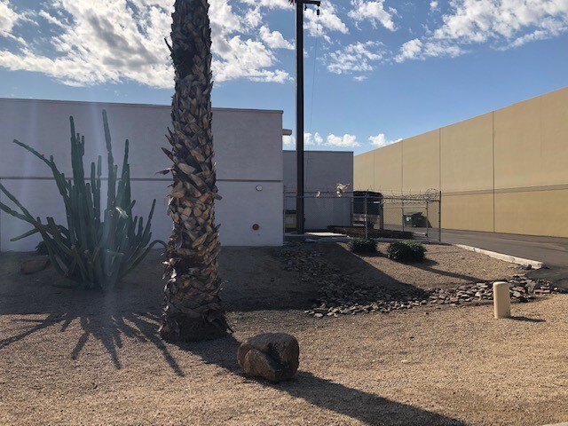 More Photos Of 3131 W Lewis Ave, Phoenix Manufacturing For Lease