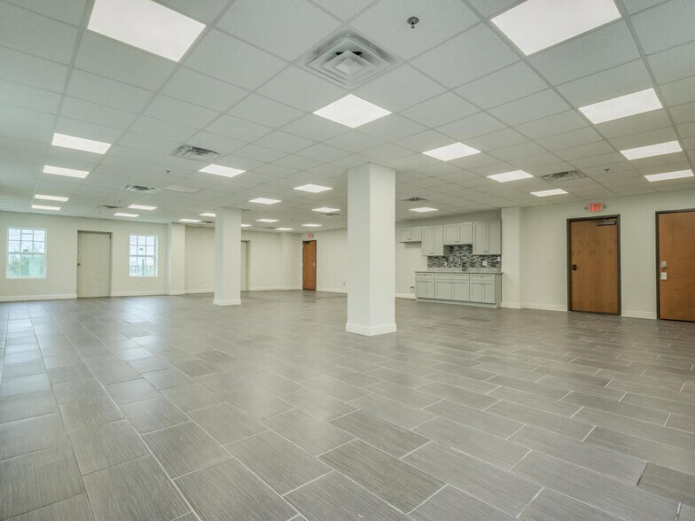 More Photos Of 13802 Ida Ridge Dr, Austin Office Residential For Sale