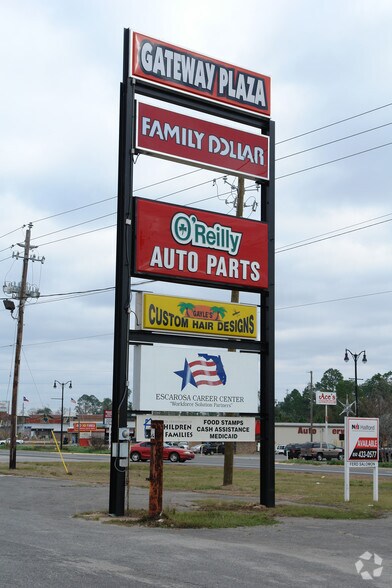 More Photos Of 6570 Caroline St, Milton Unknown For Lease