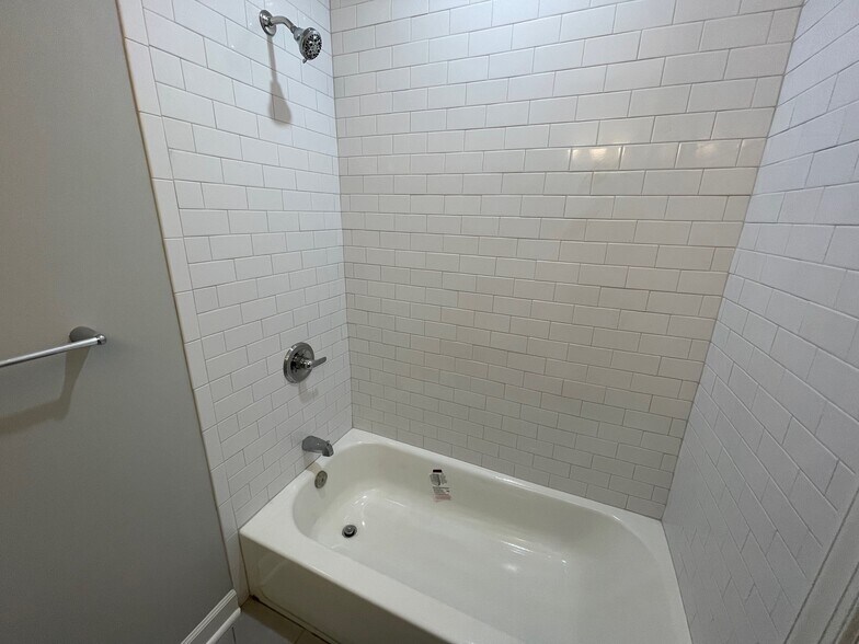More Photos Of 804 Randolph St NE, Washington Apartments For Sale