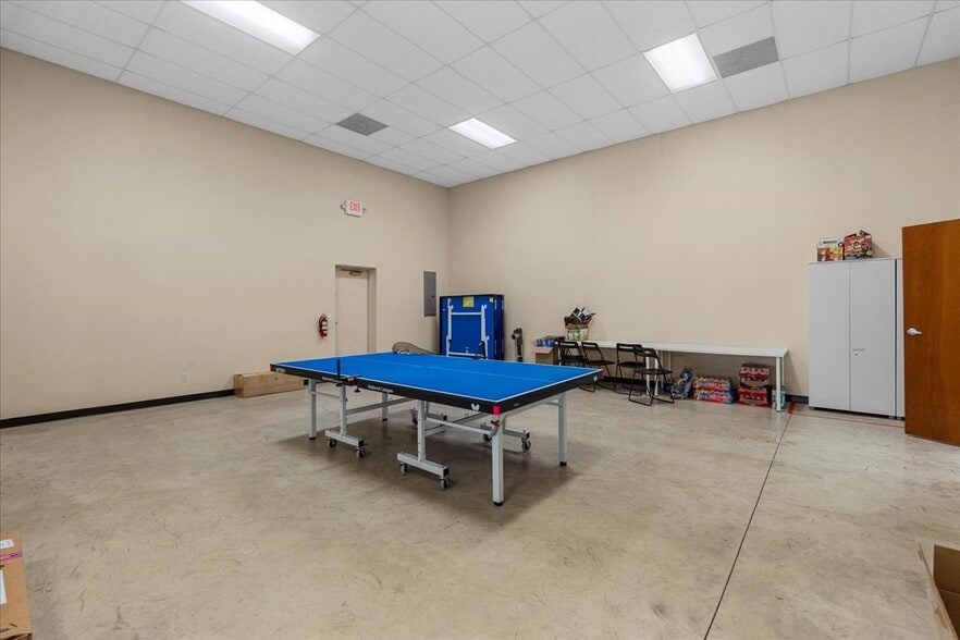 More Photos Of 13400 Immanuel Rd, Pflugerville Office For Sale