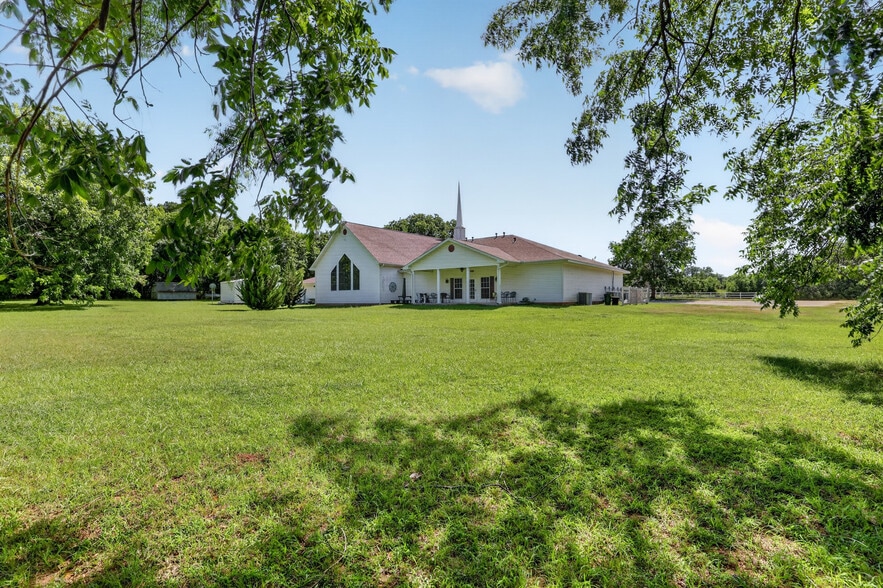 More Photos Of 33429 NCR 3270 Rd, Davis Lodge Meeting Hall For Sale