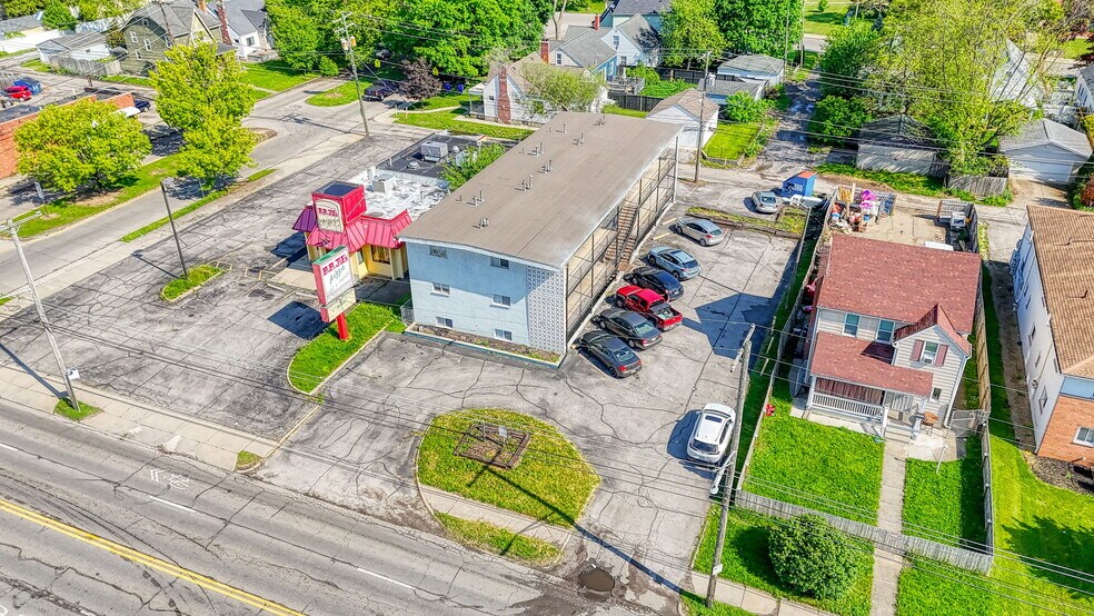 More Photos Of 2958 Sullivant Ave, Columbus Apartments For Sale