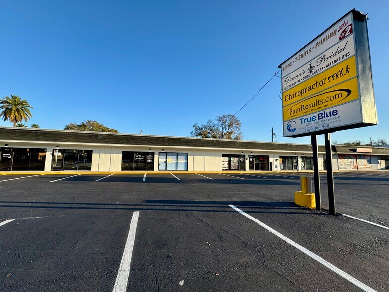 More Photos Of 4239 W Kennedy Blvd, Tampa General Retail For Lease