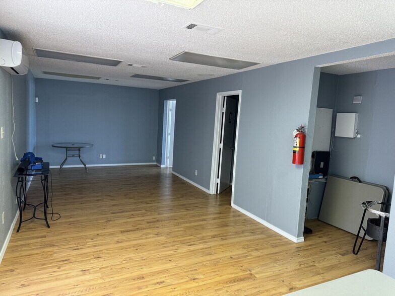 More Photos Of 200 Industrial Blvd, Mansfield Service For Sale