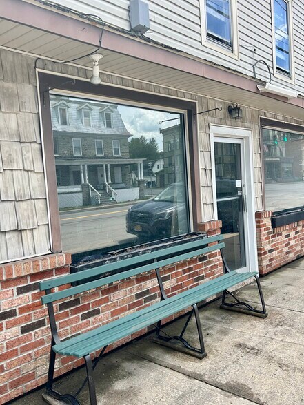 More Photos Of 136 Main St, Morris Restaurant For Lease