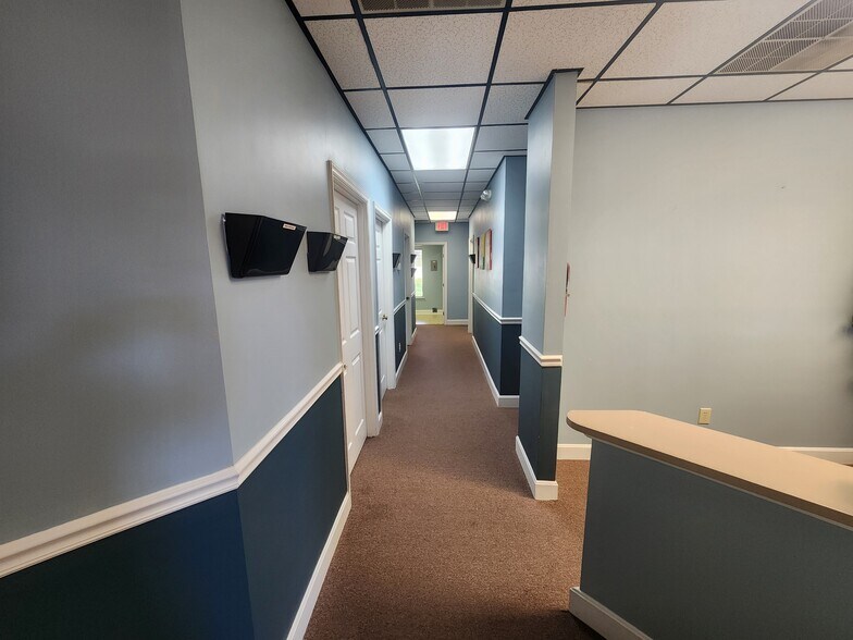 More Photos Of 4727 Cornell Rd, Blue Ash Office For Lease