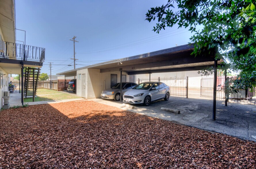 More Photos Of 446 N Maple Ave, Fresno Apartments For Sale