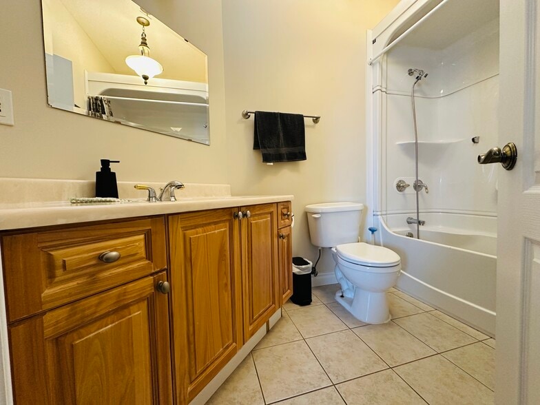 More Photos Of 722003 Range Road 53, Grande Prairie County No 1 Warehouse For Sale