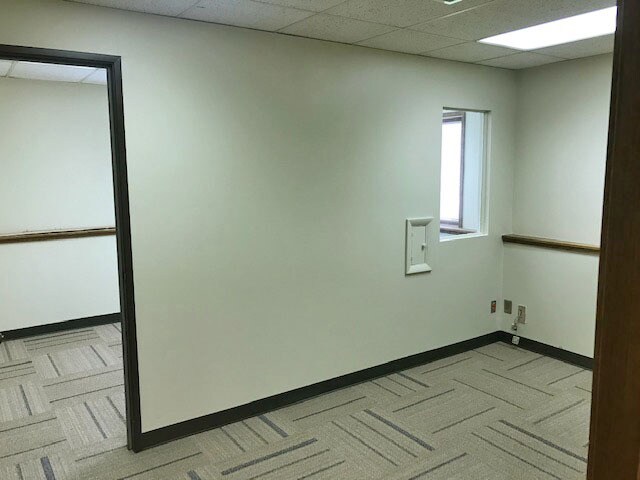 More Photos Of 5250 W 94th Ter, Prairie Village Medical For Lease