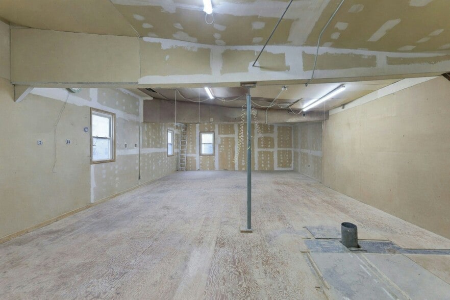 More Photos Of 209-211 Central Ave, East Newark Manufacturing For Sale