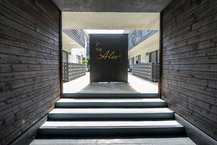 More Photos Of 4938 Rosewood Ave, Los Angeles Apartments For Sale