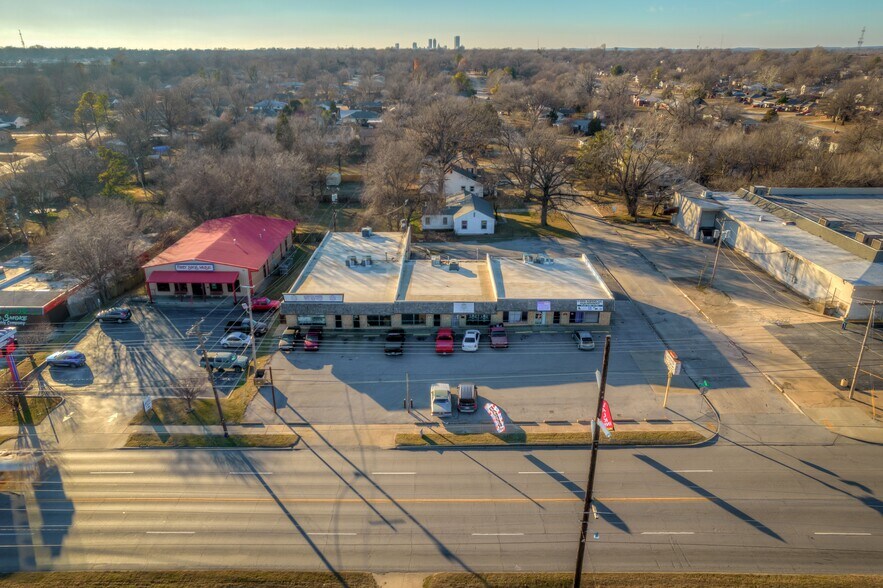 More Photos Of 501-512 S Sheridan Rd, Tulsa General Retail For Sale