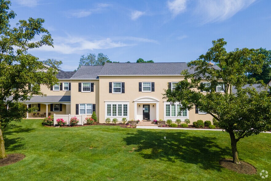 More Photos Of 237 W Lancaster Ave, Devon Office For Lease