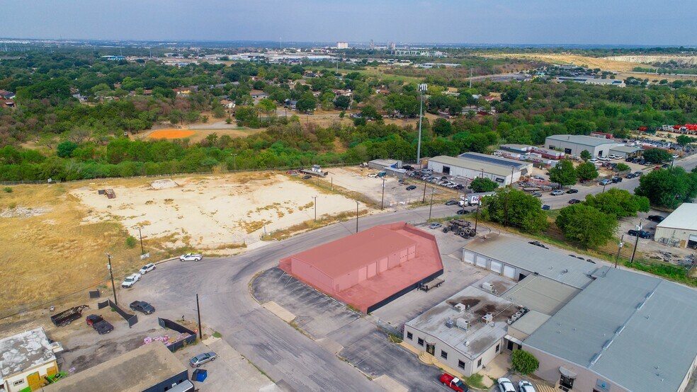 More Photos Of 4711 Broom St, San Antonio Warehouse For Lease