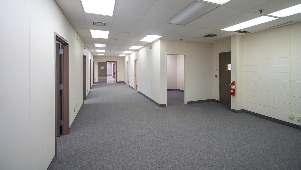 More Photos Of 901 Home St, Rushford Manufacturing For Sale