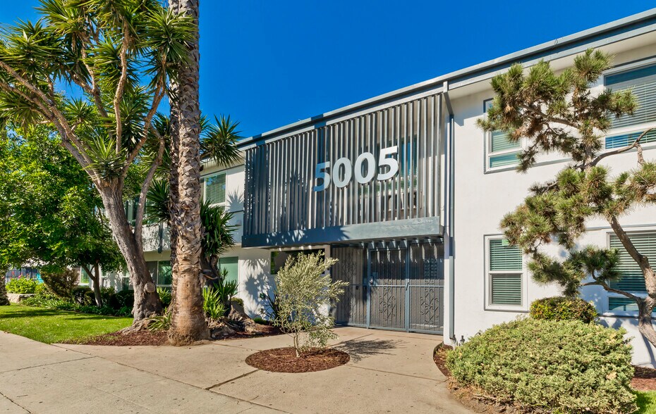 More Photos Of 5005 August St, Los Angeles Apartments For Sale