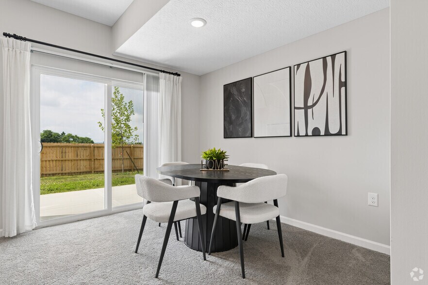 More Photos Of 11 Woodford Way, Pataskala Apartments For Sale