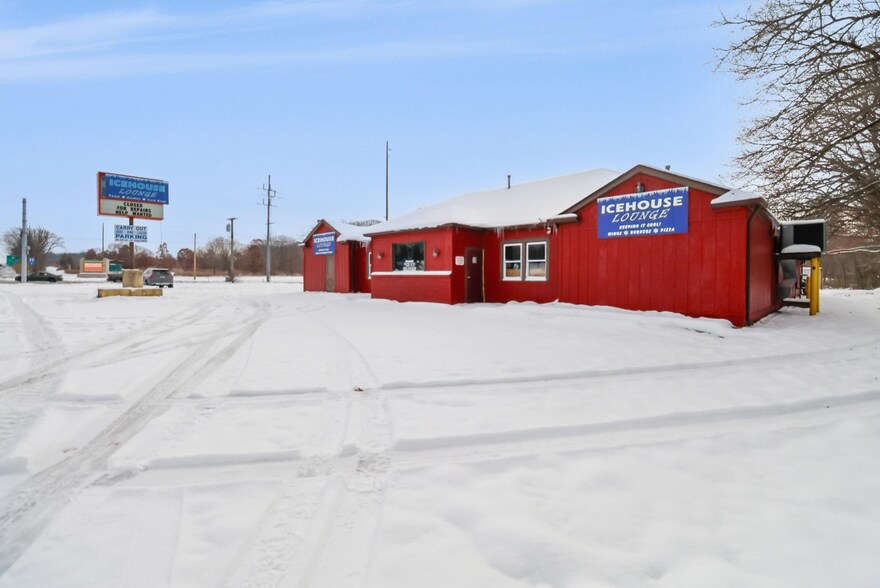 Primary Photo Of 4 W US Hwy 6, Valparaiso Restaurant For Sale