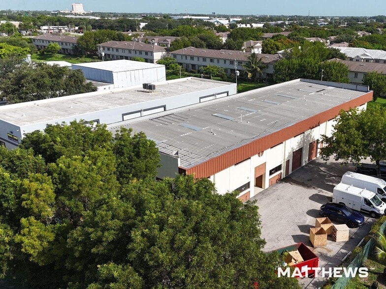 More Photos Of 1964 W 9th St, Riviera Beach Flex For Lease